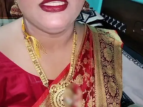 Bangla stepmom with massive tits uses me to satisfy her sexual cravings - Part 02